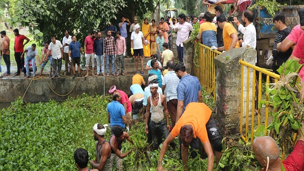 मंत्री पटेल बीते सालों में भी करा चुके तालाब साफ