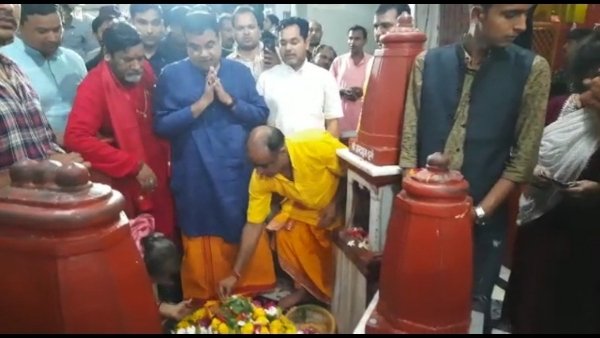 तय कार्यक्रम के तहत पहुंचे दतिया