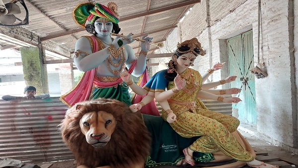 भगवान कृष्ण के साथ शेरावाली स्वरुप में दिखेंगी राधारानी