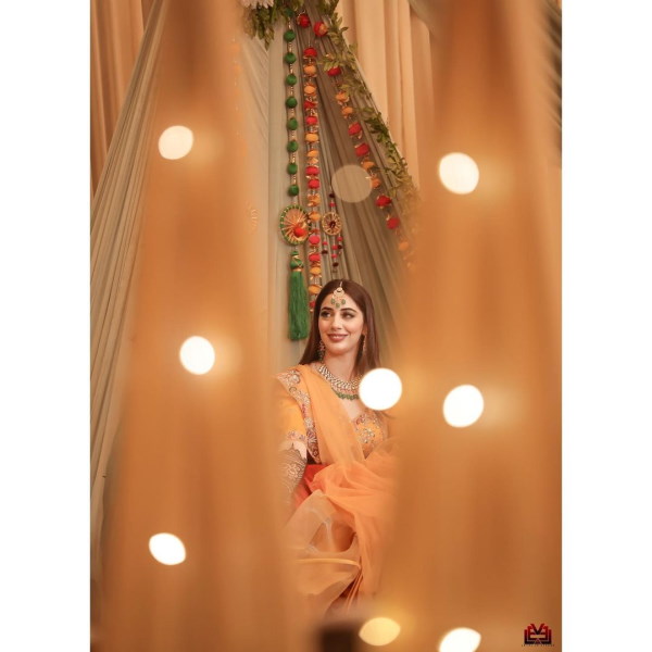  अतहर की दुल्‍हन महरीन काजी की तस्‍वीरें