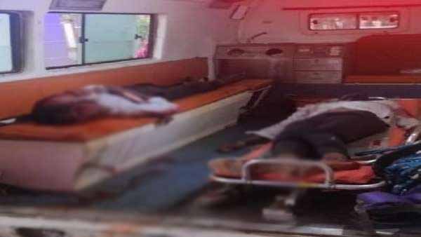 एक छात्र ने अस्पताल में तोड़ दिया दम