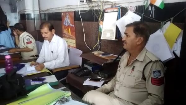 जीआरपी ने जब्त किए नकली करेंसी