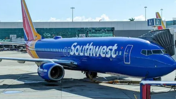 एयरड्रॉप के जरिए भेज रहे थे न्यूड तस्वीरें