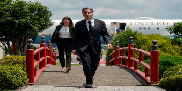 रूस यूरोपीय देशों को घुटनों पर लाना चाहता है