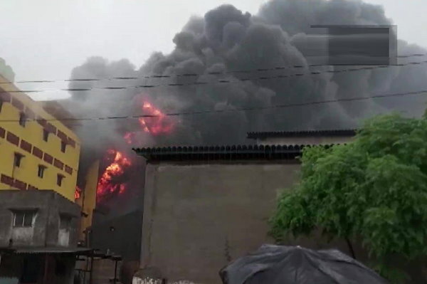 Watch: Fire breaks out in Ahmedabad And Valsad District gujarat today; video viral
