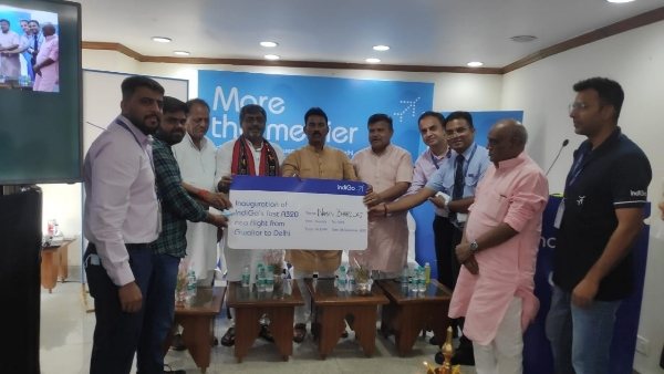 प्रभारी मंत्री ने की इंदौर-ग्वालियर एयरबस सेवा शुरू करने की बात