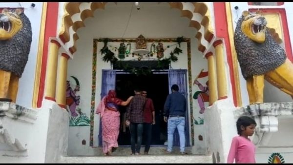 13 बीघा जमीन देकर मंदिर का करवाया निर्माण