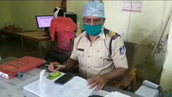 कोर्ट ने दिया मामला दर्ज करने का आदेश