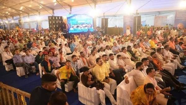 केंद्रीय मंत्री नरेंद्र सिंह तोमर ने की मुरैना में ओवरब्रिज बनाने की मांग