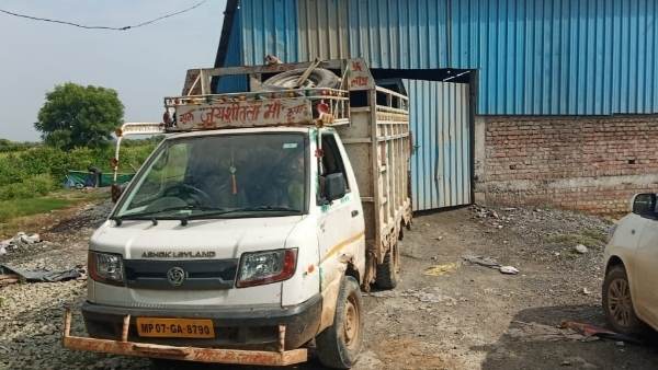 मौके से दो आरोपियों को किया गिरफ्तार