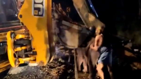 4 घंटे बंद रहा आवागमन 