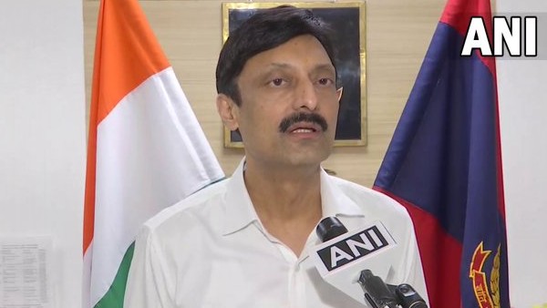 अधिकारी ने बताया किन चीजों को लेकर हुई पूछताछ