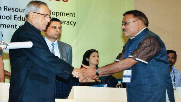 राष्ट्रपति सम्मान से हैं सम्मानित