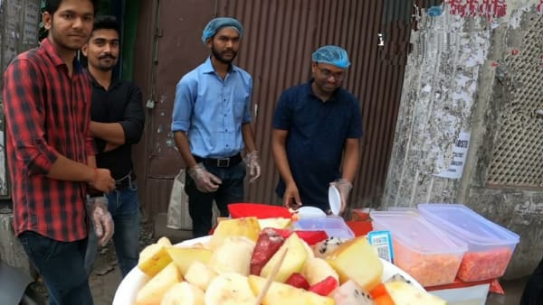 चार दोस्तों ने मिलकर खोला पीएससी फलाहार