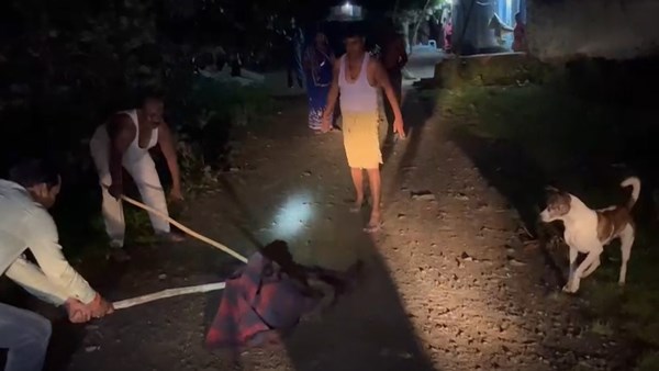 लोगों को सतर्कता बरतने के निर्देश 