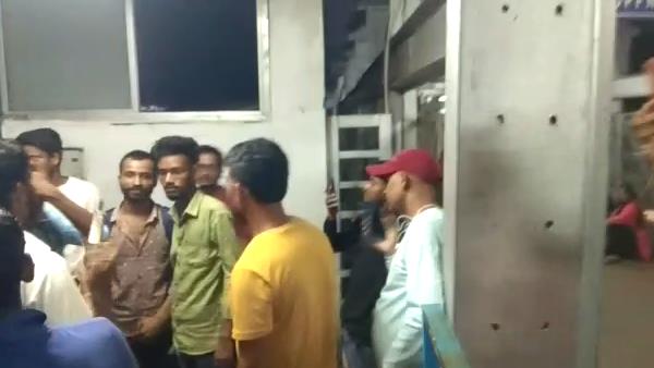 ऐसी कैसी सुविधा जो बन रही दुविधा 