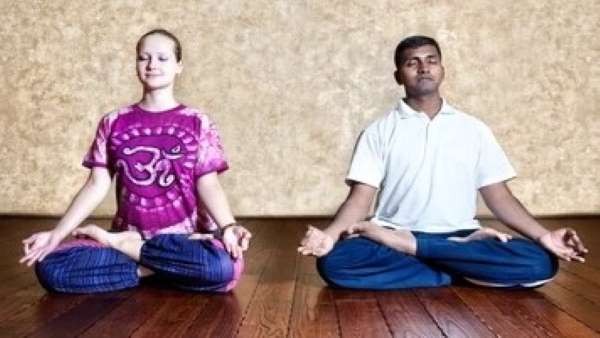 आवेश में आकर फैसला लेने से टूटते है परिवार आवेश में आकर फैसला लेने से टूटते है परिवार