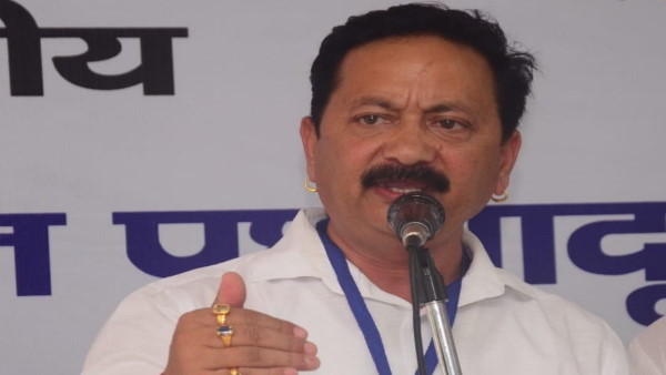 कांग्रेस प्रदेश अध्यक्ष करन माहरा का कहना है कि वे समिति से ही सहमत नहीं