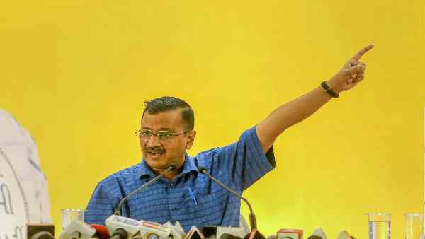 कांग्रेस को कमजोर करने के लिए राहुल गांधी काफी हैं- अरविंद केजरीवाल