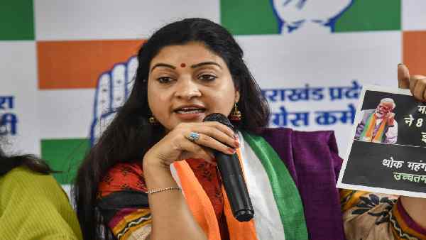 कांग्रेस के निशाने पर आम आदमी पार्टी और बीजेपी