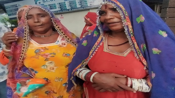 इलाज का खर्च बहुत है, अब शासन से मदद की गुहार