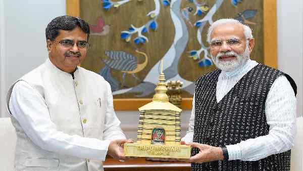 सीएम के सामने विज्ञापन नीति की भी उठी बात