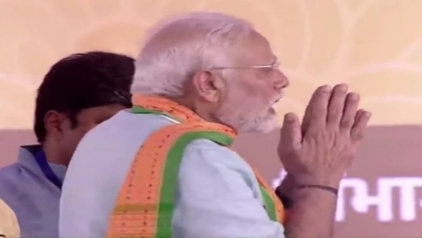 ऑनलाइन उत्पाद बेचने पर भी दिया जोर