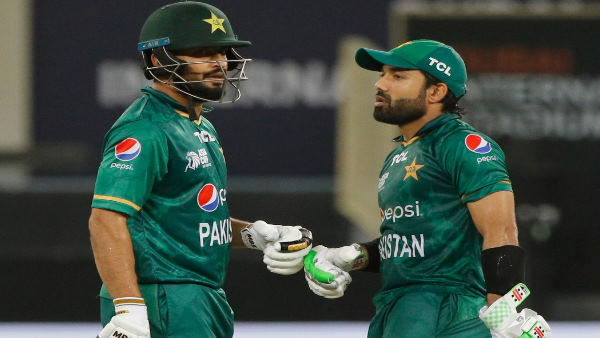 जीत के हीरो रहे रिजवान और नवाज 