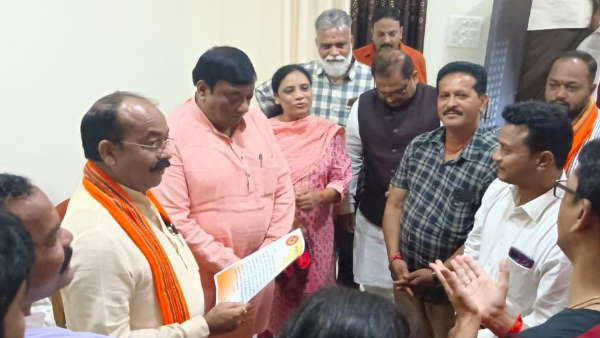 BJP को कांग्रेस का आमंत्रण, हम एक दिन 50 KM चलते हैं,आप भी साथ चलें BJP को कांग्रेस का आमंत्रण, हम एक दिन 50 KM चलते हैं,आप भी साथ चलें