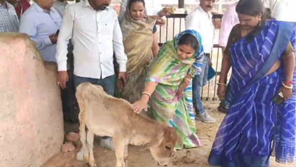 हवन के दौरान किया ऐलान