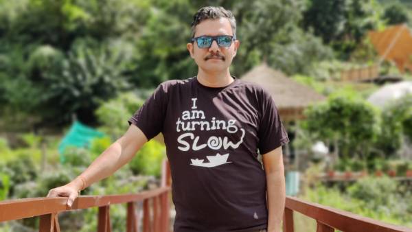 भाषाओं के बीच तलवारें ठीक नहीं