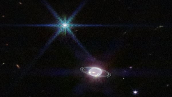 NASA को 33 साल बाद मिली खास तस्वीरें NASA को 33 साल बाद मिली खास तस्वीरें