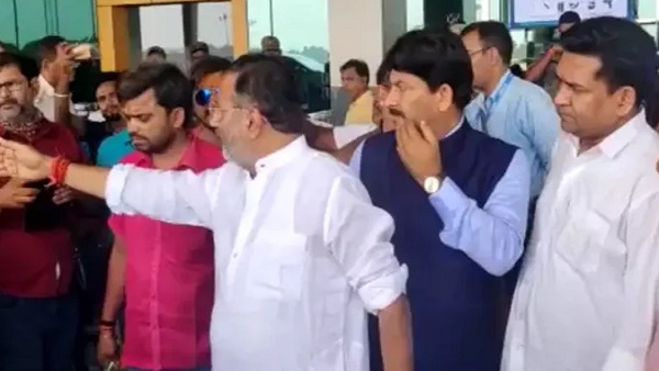 जानिए झारखंड पुलिस ने केस पर क्या कहा? जानिए झारखंड पुलिस ने केस पर क्या कहा?