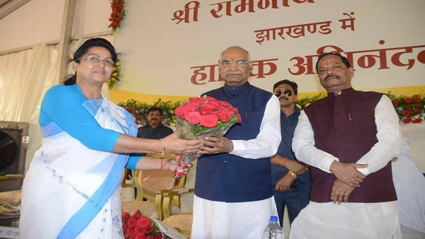 नूतन हैं भाजपा नेता 