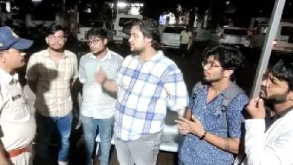 परिवार वाले पुलिस से सीसीटीवी फुटेज से की मांग