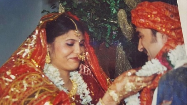 15 जनवरी 2004 को पंकज और मृदुला की शादी हुई