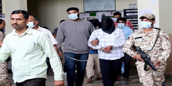 कंट्रोल रूम से रखी जा रही थी मिशन की नजर