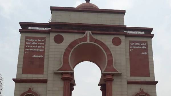 सभ्यता द्वार पर भगवान बुद्ध के संदेश सभ्यता द्वार पर भगवान बुद्ध के संदेश