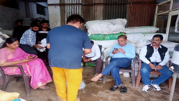 MP: प्रशासन की कार्रवाई, 200 क्विंटल अमानक पाॅलीथिन जब्त