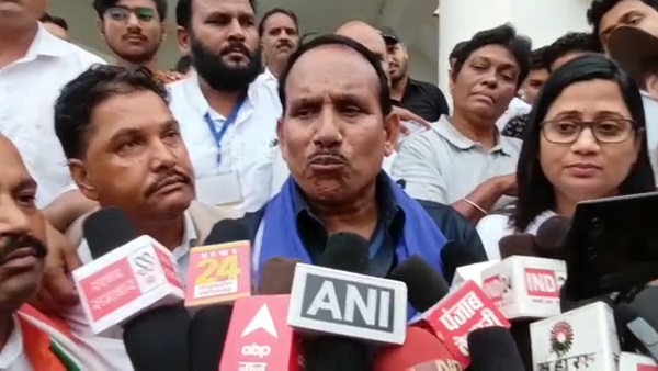  सामाजिक आधार पर बने छोटे-छोटे राजनीतिक संगठनों को एकजुट कर सियायत करेंगे