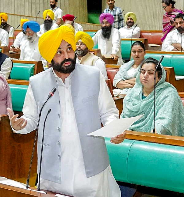 सीएम ने किया पलटवार 