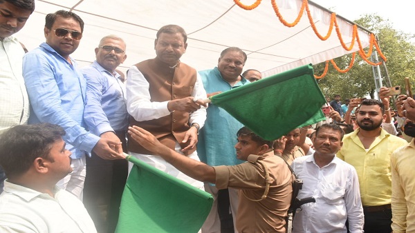 सिसवा में भी रुकेगी बापूधाम एक्सप्रेस 