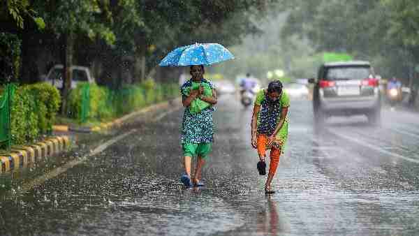 दिल्ली के कई हिस्सों में हुई बारिश