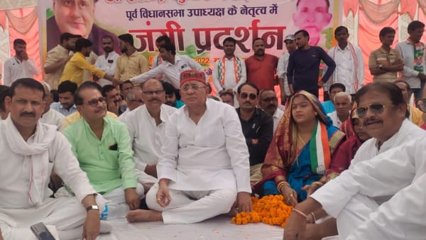 इन लोगों ने किया आंदोलन की अगुवाई
