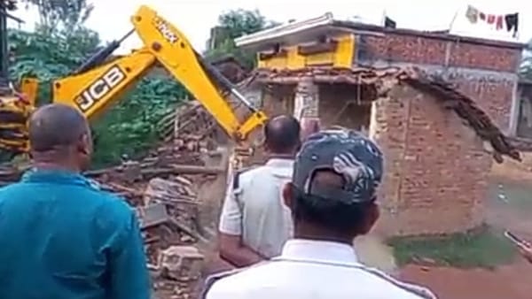 मामा का चला बुलडोजर