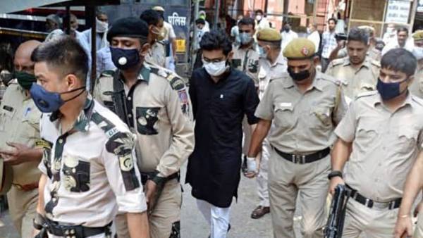 दिसंबर 2019 में भड़काऊ भाषण देने का आरोप