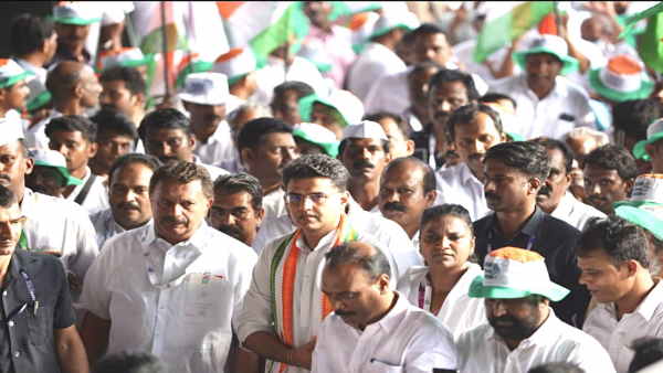 मुख्यमंत्री पद के प्रबल दावेदार है पायलट