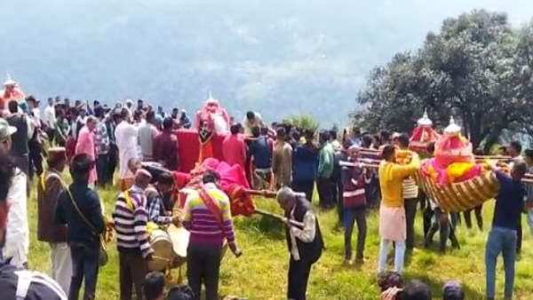 सेलकू को स्थानीय लोग उजाले का प्रतीक भी मानते हैं