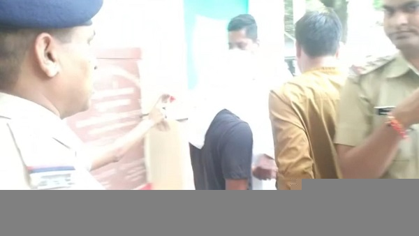 चौकीदार दुबे के मोबाइल ने किलर तक पहुंचाया