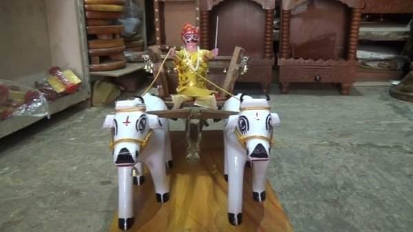 श्योपुर में 500 साल से की जाती है काष्ठ शिल्पकारी